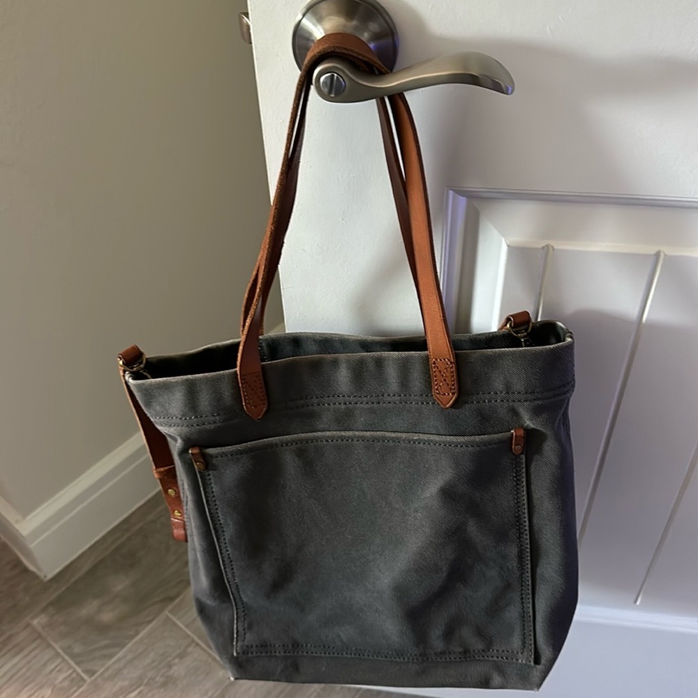 Madewell Transport Medium Tote canvas leather straps